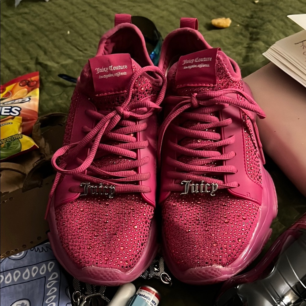 Juicy Couture Pink Sneakers with Modern Mesh Design